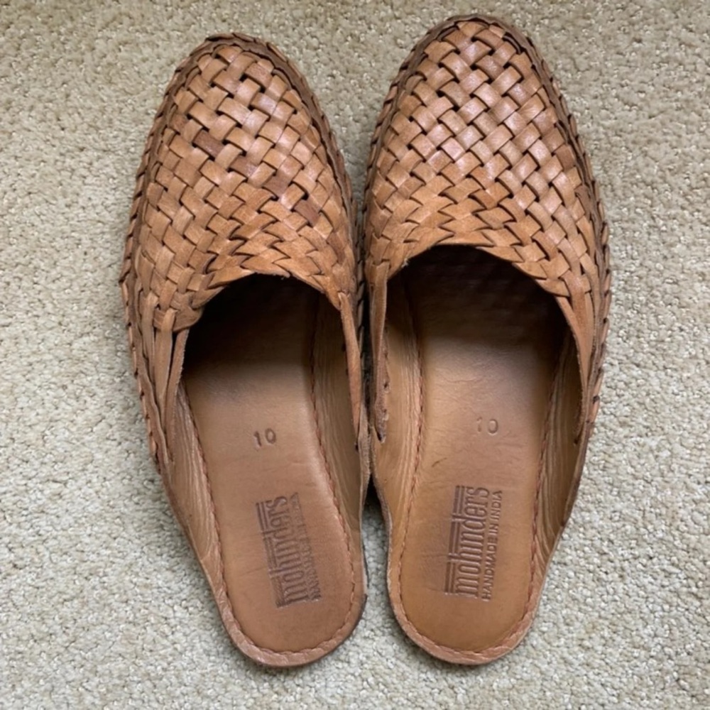 Mohinders Woven Slides